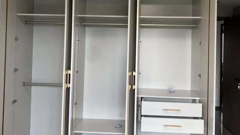 酒柜板材选生态板还是密度板？揭秘两者差异与适用场景